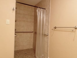 27048752
