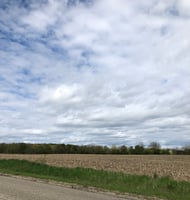 947433