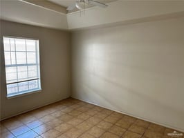 27074173