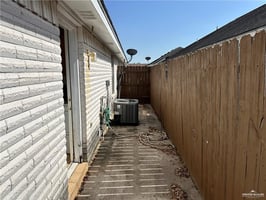 27074168