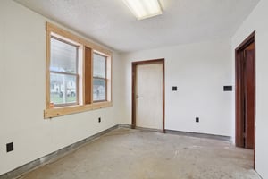 27077874