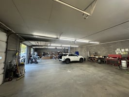 27078883
