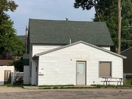 27080556