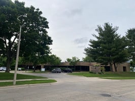27100540