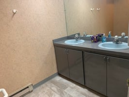 32163237