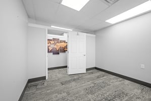 27152736