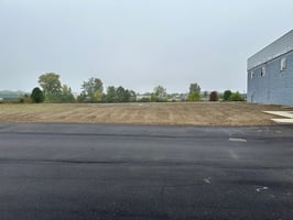 27161334