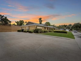 28925701
