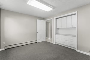 27430781