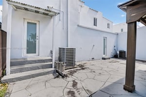 31684824