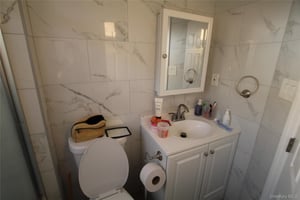 27207842