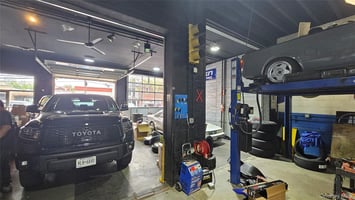 27208076