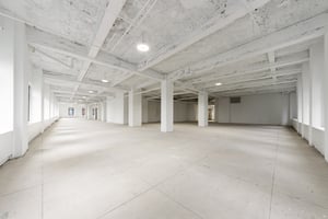 27211574