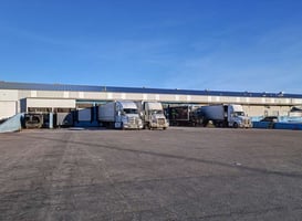 27244374