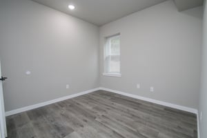27381754