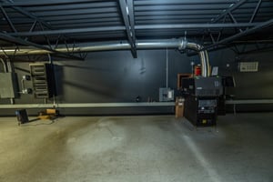 27271300