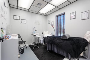 27286384