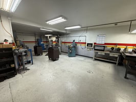 27290472