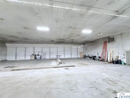 31406981