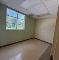 27772076