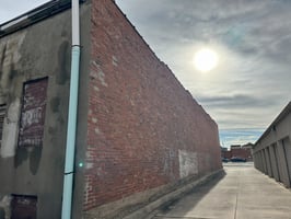 27318593