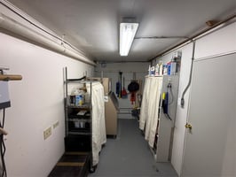 31652523