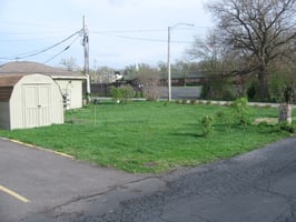 31728172