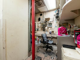 27380652