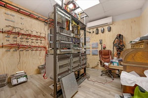 27384862