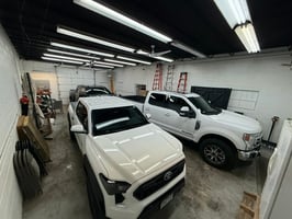 27385118