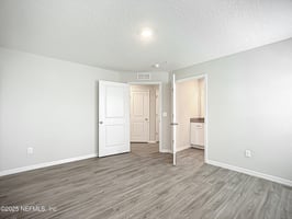 27400701
