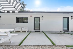 28017622