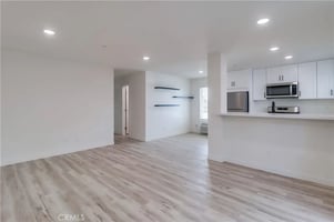 30739684