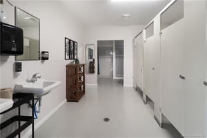 27508023