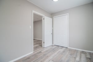 27551371