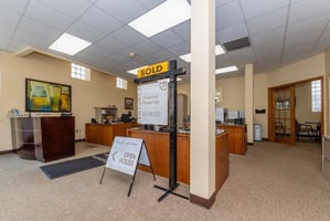 27511870