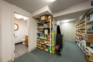 27520556