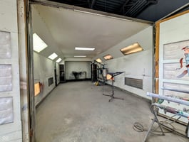 27543406