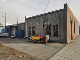 32015639