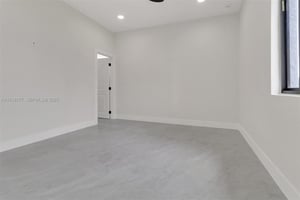 29037499