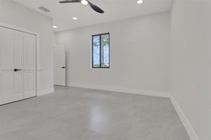 27544808