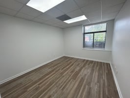 27546793