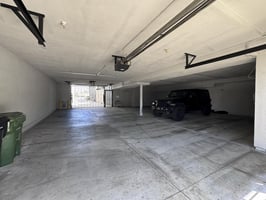 27547847