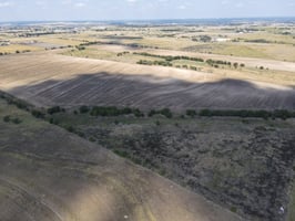 27568643