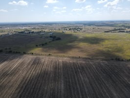 27568649