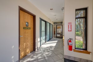 27595438