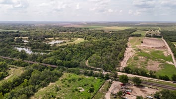 27604738