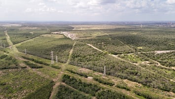 27604752