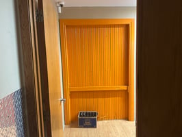 27607922