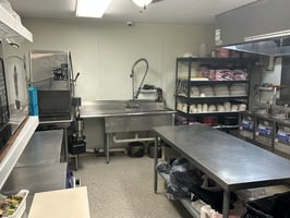 27607929